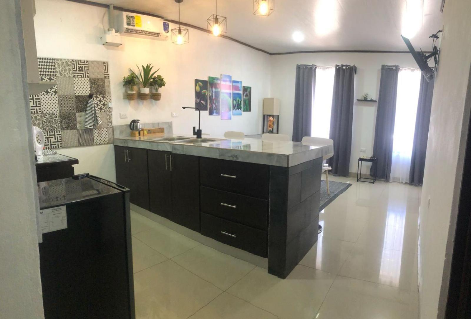 Casa Bosque Guesthouse & Car Rental - Free Sjo Airport Shuttle Desamparados  외부 사진